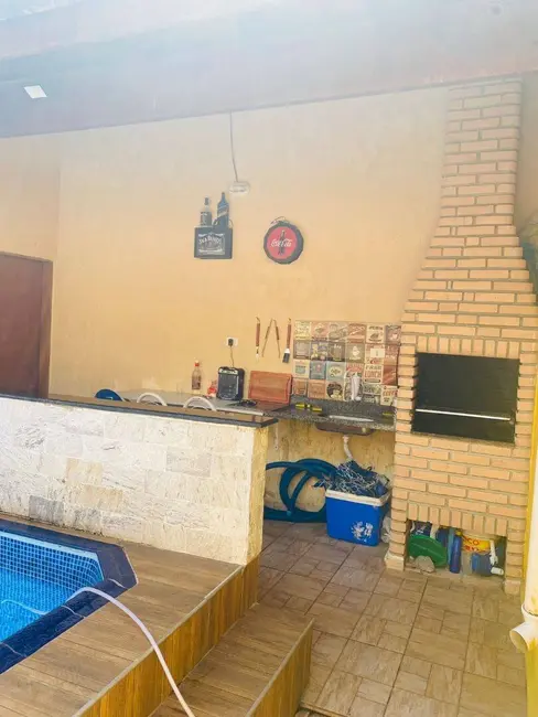 Foto 7 de Casa com 2 quartos à venda, 81m2 em Itanhaem - SP