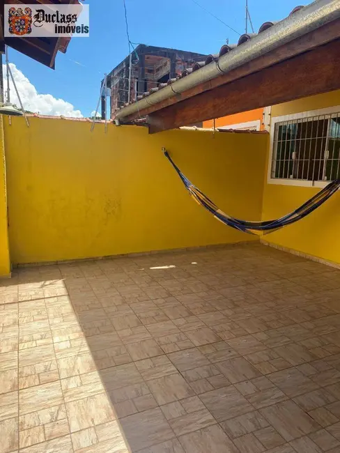 Foto 8 de Casa com 2 quartos à venda, 81m2 em Itanhaem - SP