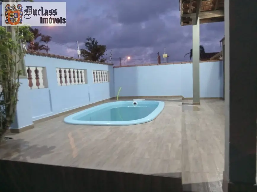 Foto 2 de Casa com 3 quartos à venda, 117m2 em Peruibe - SP