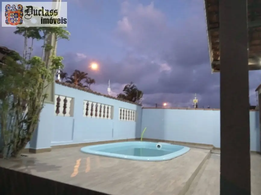 Foto 3 de Casa com 3 quartos à venda, 117m2 em Peruibe - SP