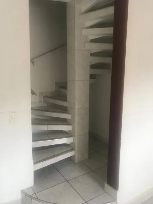 Foto 9 de Sobrado com 2 quartos à venda, 80m2 em Tabatinga, Caraguatatuba - SP