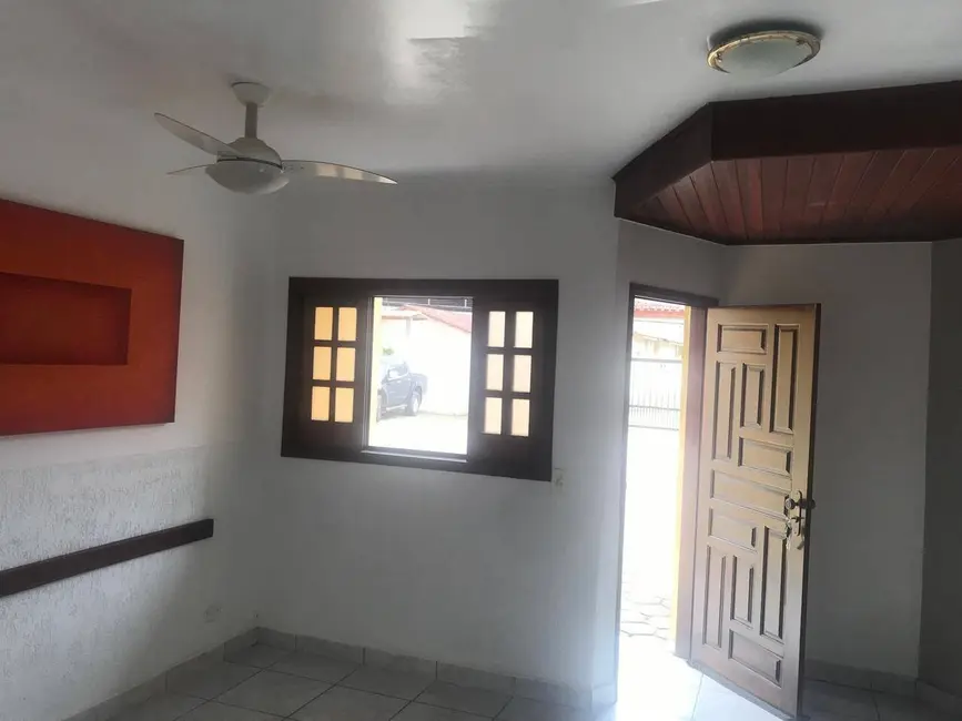 Foto 6 de Sobrado com 2 quartos à venda, 80m2 em Tabatinga, Caraguatatuba - SP