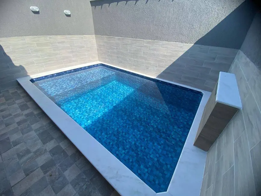 Foto 5 de Casa com 2 quartos à venda, 64m2 em Itanhaem - SP