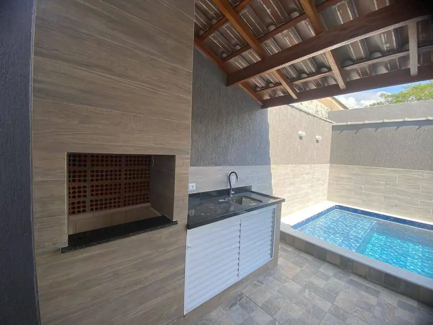 Foto 7 de Casa com 2 quartos à venda, 64m2 em Itanhaem - SP