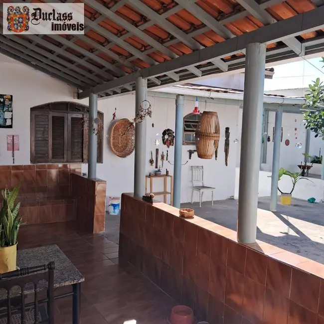 Foto 2 de Casa com 2 quartos à venda, 153m2 em Itanhaem - SP