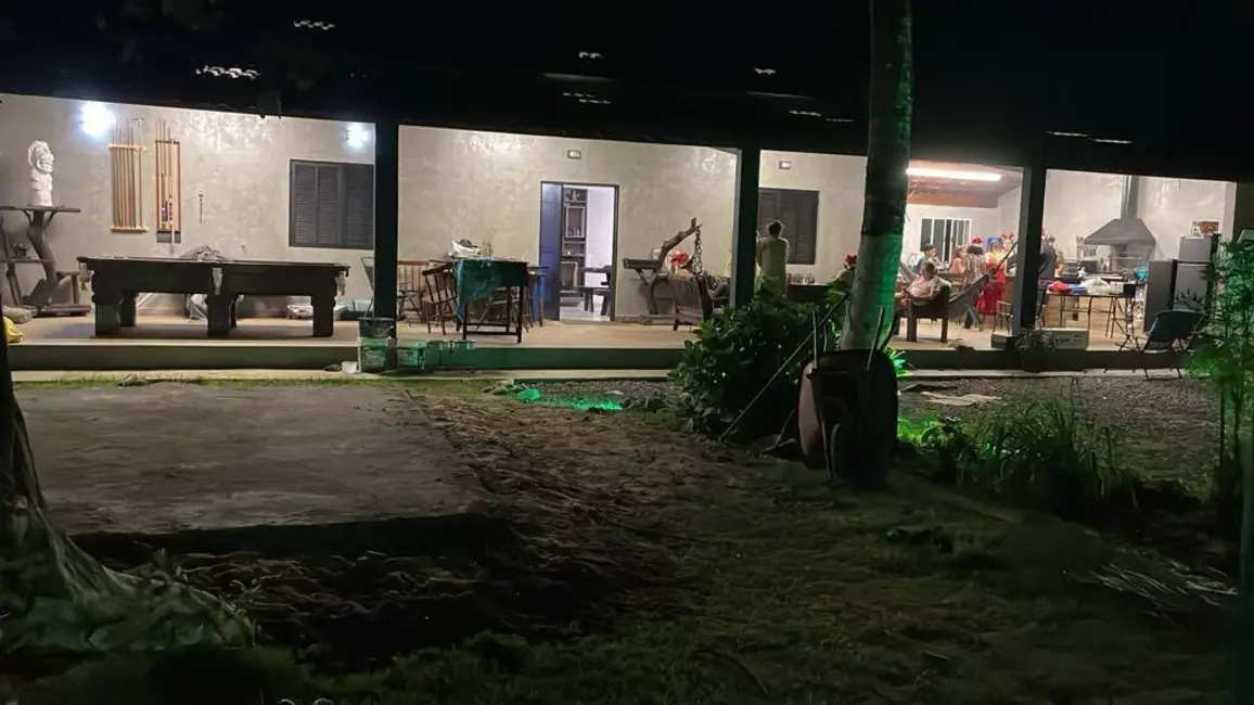 Foto 3 de Chácara com 10 quartos à venda, 450m2 em Peruibe - SP