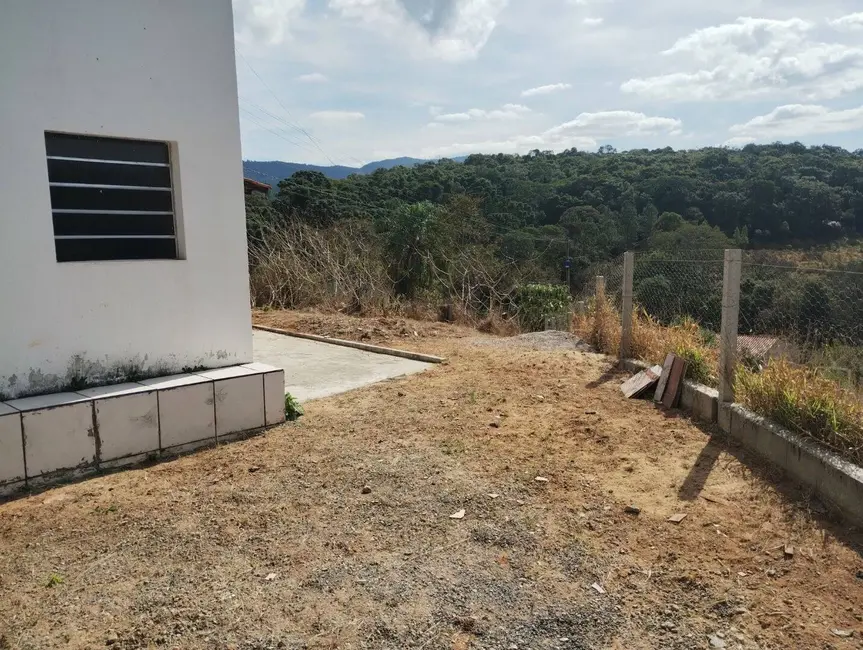 Casa com 1 quarto à venda, 55m2 em Extrema - MG - imagem 3 Foto 3 de Casa com 1 quarto à venda, 55m2 em Extrema - MG