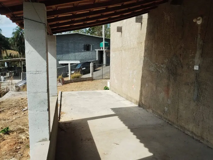 Casa com 1 quarto à venda, 55m2 em Extrema - MG - imagem 4 Foto 4 de Casa com 1 quarto à venda, 55m2 em Extrema - MG