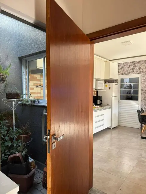 Foto 8 de Casa com 5 quartos à venda, 300m2 em Jardim dos Pinheiros, Atibaia - SP