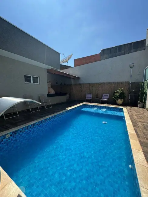 Foto 6 de Casa com 5 quartos à venda, 300m2 em Jardim dos Pinheiros, Atibaia - SP