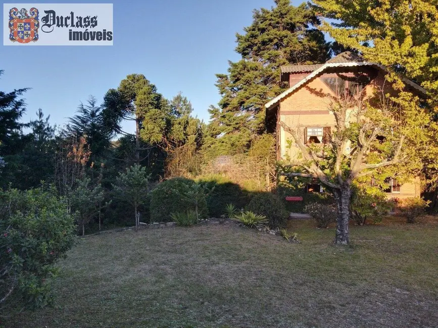 Foto 3 de Casa com 3 quartos à venda, 280m2 em Campos Do Jordao - SP