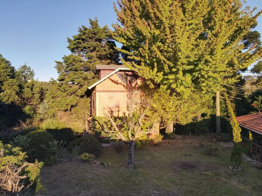 Foto 8 de Casa com 3 quartos à venda, 280m2 em Campos Do Jordao - SP