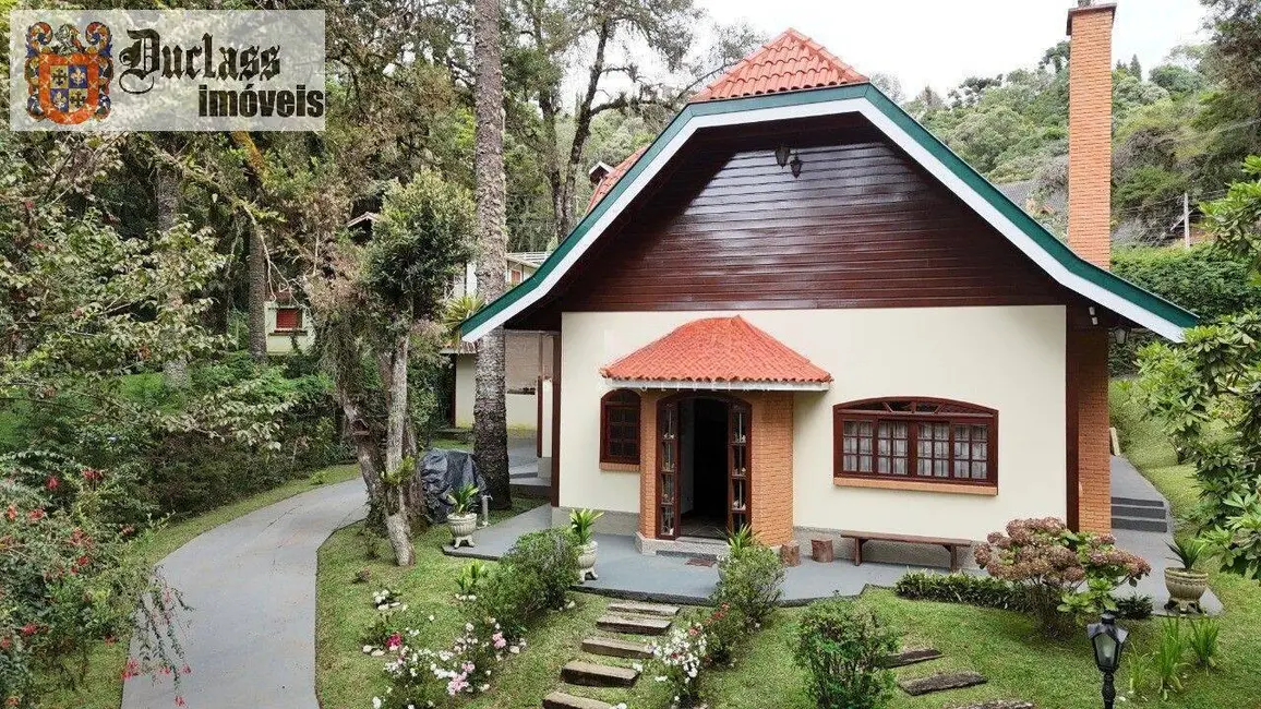 Foto 1 de Casa com 3 quartos à venda, 292m2 em Campos Do Jordao - SP