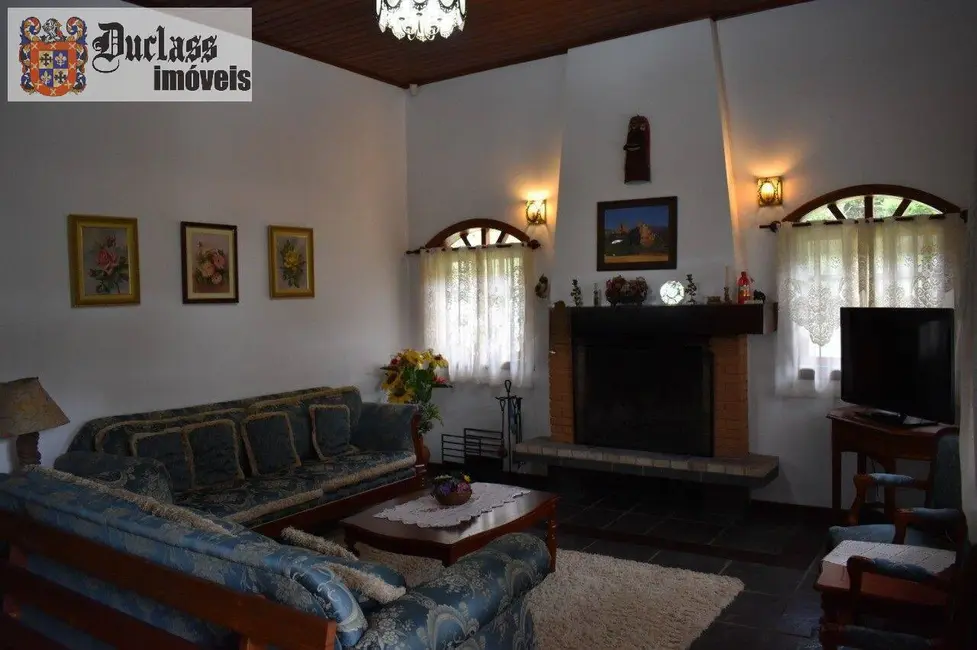 Foto 8 de Casa com 3 quartos à venda, 292m2 em Campos Do Jordao - SP