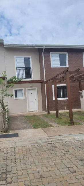 Sobrado com 2 quartos à venda, 89m2 em Extrema - MG - imagem 1 Foto 1 de Sobrado com 2 quartos à venda, 89m2 em Extrema - MG