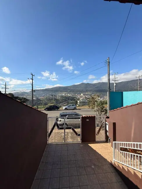 Casa com 3 quartos à venda, 80m2 em Extrema - MG - imagem 3 Foto 3 de Casa com 3 quartos à venda, 80m2 em Extrema - MG