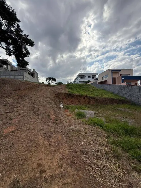 Terreno / Lote à venda, 490m2 em Centro, Extrema - MG - imagem 4 Foto 4 de Terreno / Lote à venda, 490m2 em Centro, Extrema - MG