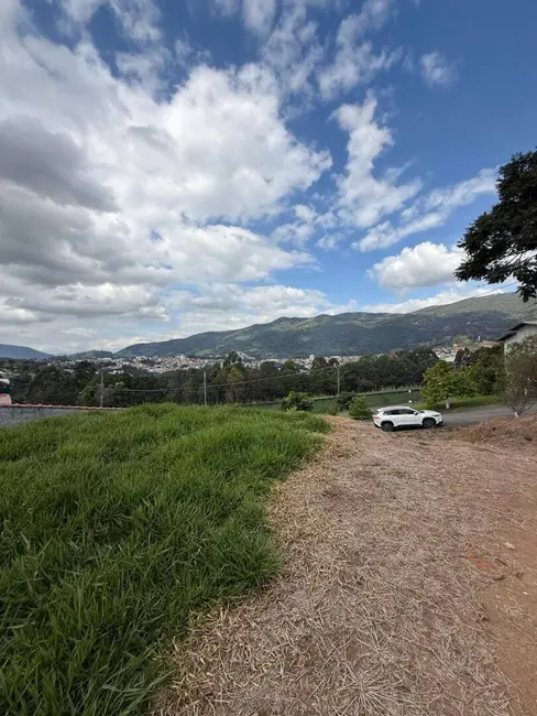 Terreno / Lote à venda, 490m2 em Centro, Extrema - MG - imagem 3 Foto 3 de Terreno / Lote à venda, 490m2 em Centro, Extrema - MG