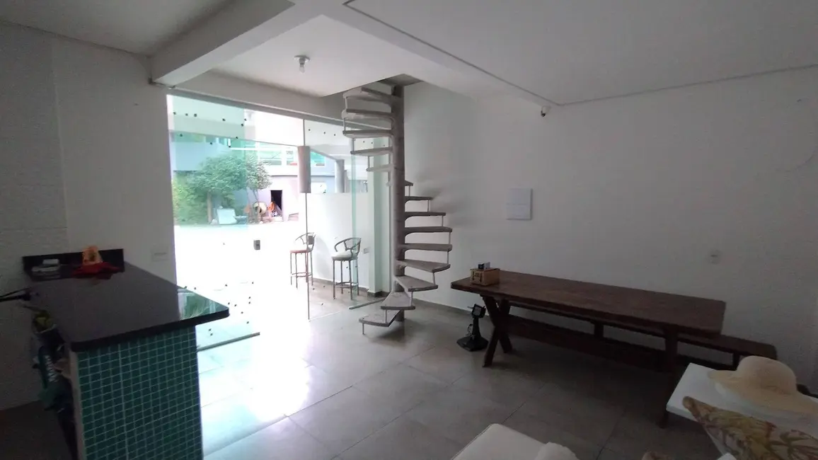 Foto 1 de Sobrado com 3 quartos à venda, 110m2 em Sao Sebastiao - SP