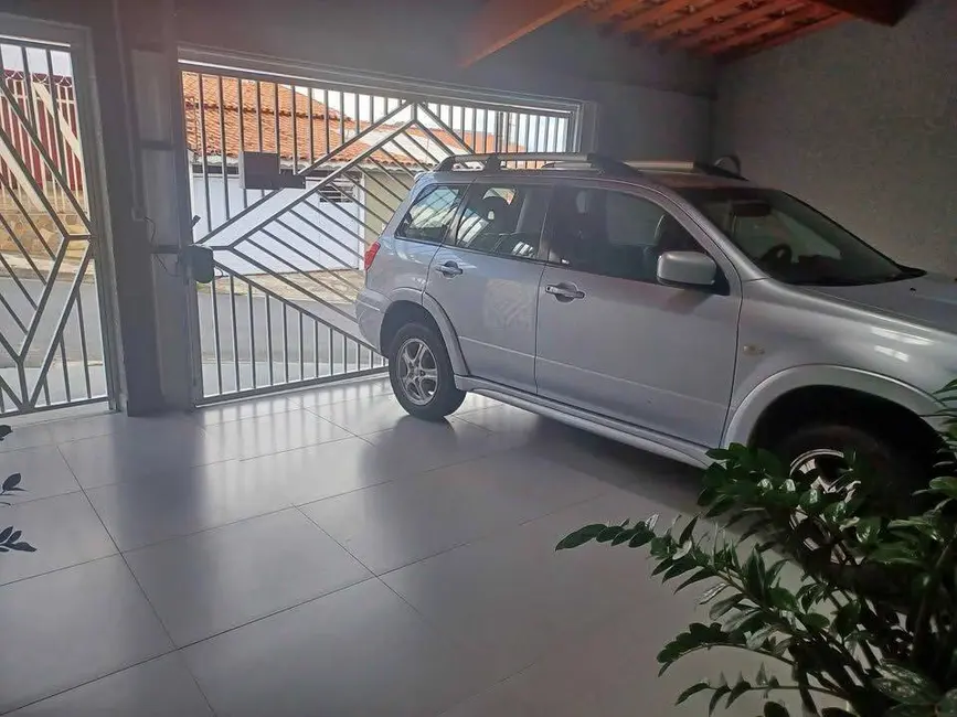 Foto 1 de Casa com 2 quartos à venda, 128m2 em Jardim Araguari, Braganca Paulista - SP