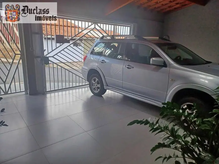 Casa com 2 quartos à venda, 128m2 em Jardim Araguari, Braganca Paulista - SP - imagem 1 Foto 1 de Casa com 2 quartos à venda, 128m2 em Jardim Araguari, Braganca Paulista - SP