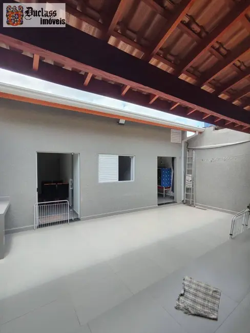 Casa com 2 quartos à venda, 128m2 em Jardim Araguari, Braganca Paulista - SP - imagem 3 Foto 3 de Casa com 2 quartos à venda, 128m2 em Jardim Araguari, Braganca Paulista - SP