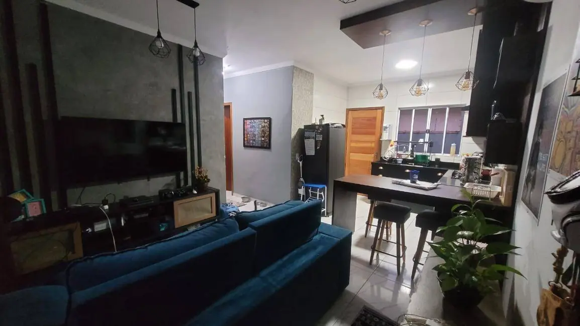 Foto 3 de Casa com 2 quartos à venda, 69m2 em Itanhaem - SP