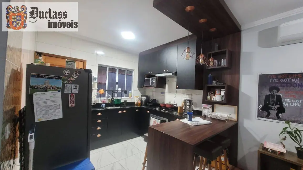 Foto 4 de Casa com 2 quartos à venda, 69m2 em Itanhaem - SP