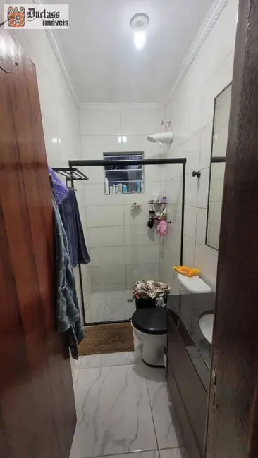 Foto 8 de Casa com 2 quartos à venda, 69m2 em Itanhaem - SP
