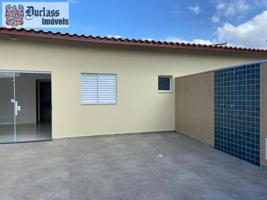 Foto 2 de Casa com 3 quartos à venda, 73m2 em Itanhaem - SP