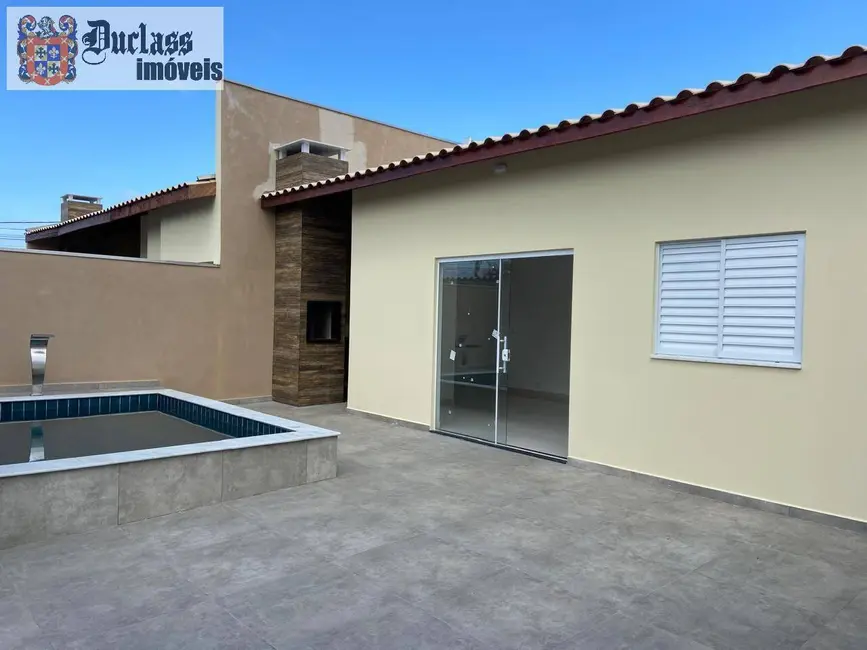Foto 1 de Casa com 3 quartos à venda, 73m2 em Itanhaem - SP