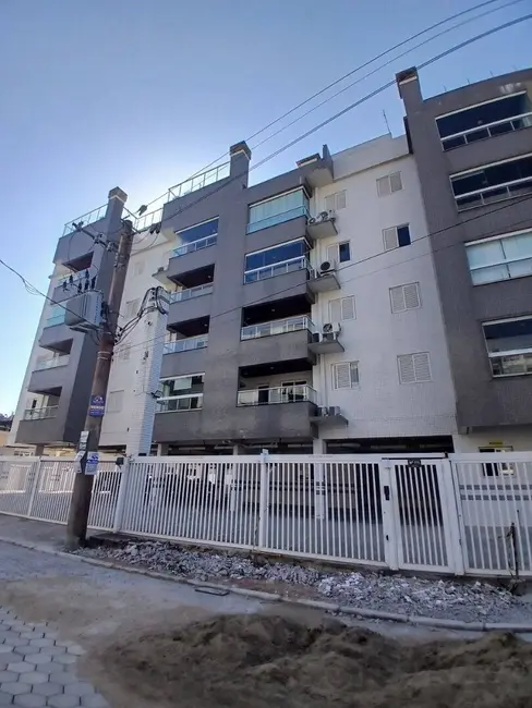 Foto 2 de Apartamento com 2 quartos à venda, 56m2 em Ubatuba - SP