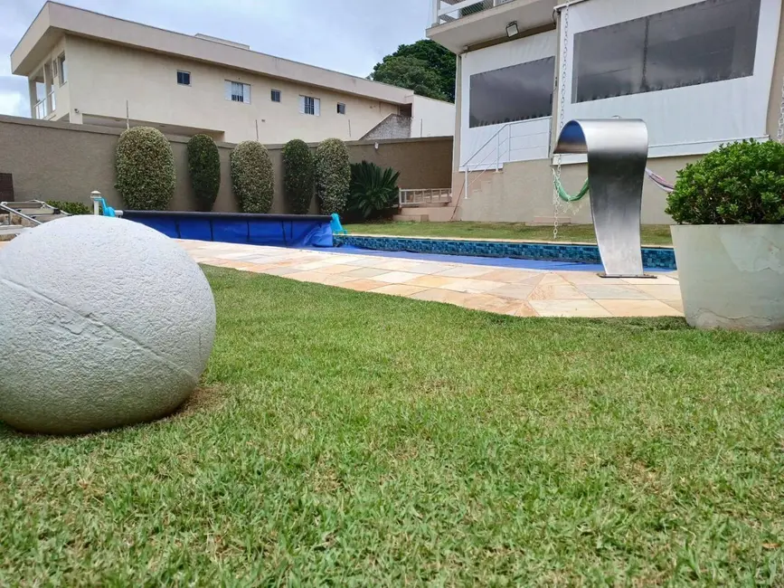 Foto 6 de Sobrado com 4 quartos para alugar, 494m2 em Jardim Paulista, Atibaia - SP