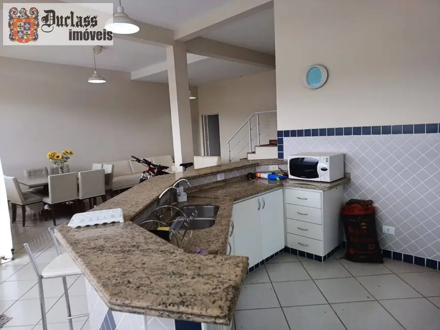 Sobrado com 4 quartos para alugar, 494m2 em Jardim Paulista, Atibaia - SP - imagem 9 Foto 9 de Sobrado com 4 quartos para alugar, 494m2 em Jardim Paulista, Atibaia - SP