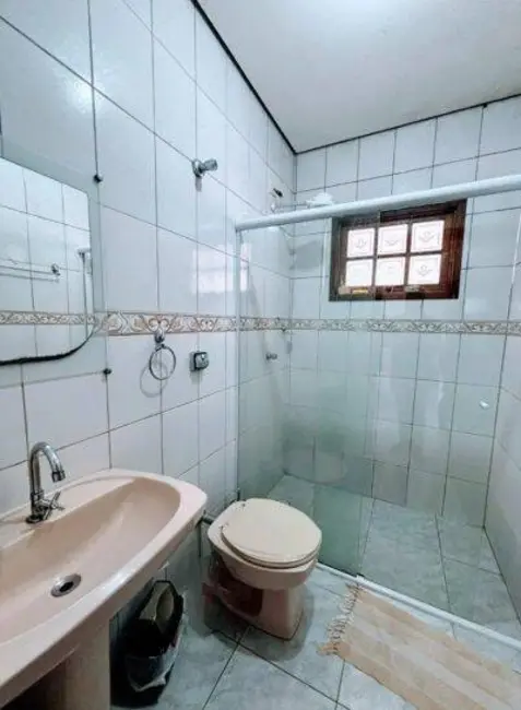 Foto 8 de Sobrado com 3 quartos à venda, 182m2 em Pontal de Santa Marina, Caraguatatuba - SP
