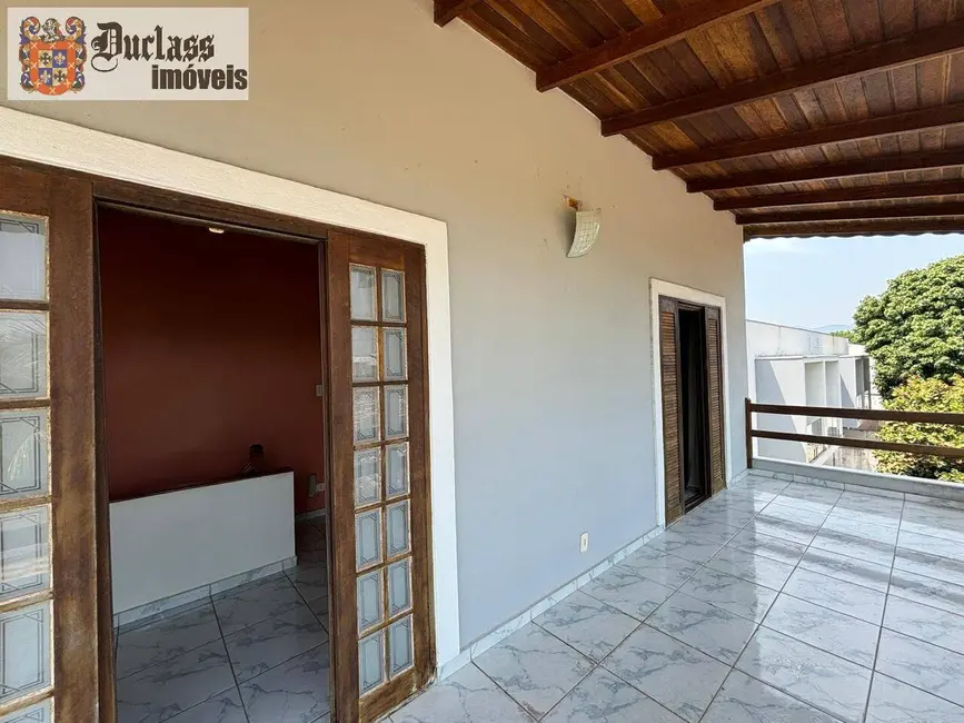 Foto 9 de Sobrado com 3 quartos à venda, 182m2 em Pontal de Santa Marina, Caraguatatuba - SP