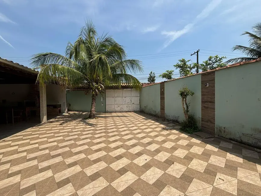 Foto 4 de Sobrado com 3 quartos à venda, 182m2 em Pontal de Santa Marina, Caraguatatuba - SP