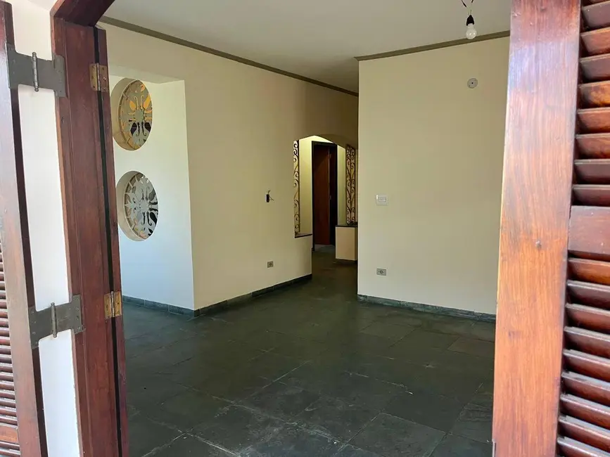 Foto 9 de Casa com 3 quartos à venda, 301m2 em Jardim Itaperi, Atibaia - SP