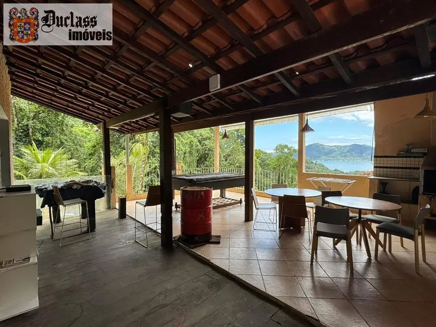Foto 9 de Casa com 5 quartos à venda, 200m2 em Ubatuba - SP