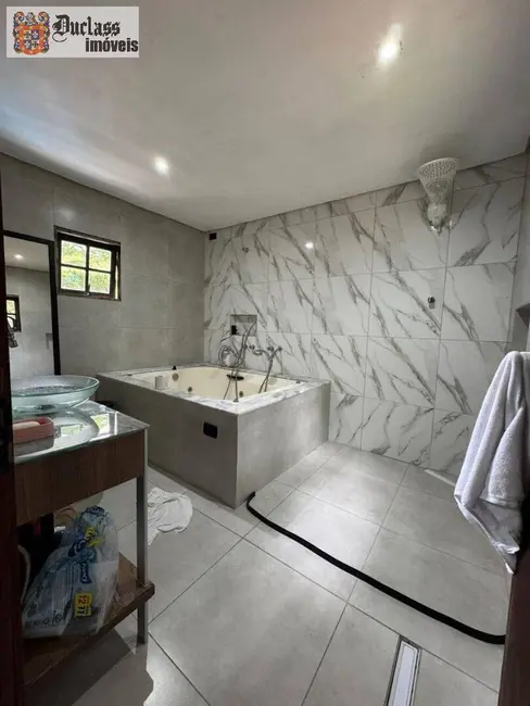 Foto 4 de Casa com 5 quartos à venda, 200m2 em Ubatuba - SP