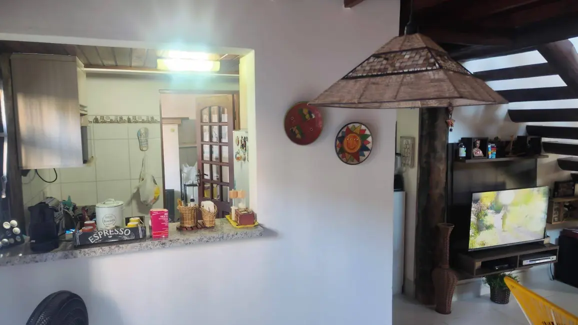 Foto 4 de Sobrado com 2 quartos à venda, 71m2 em Martim de Sá, Caraguatatuba - SP