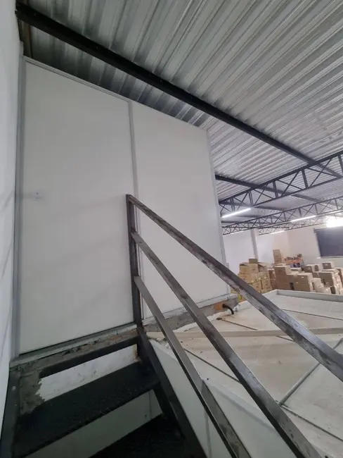Foto 4 de Armazém / Galpão à venda, 300m2 em Jardim Imperial, Atibaia - SP