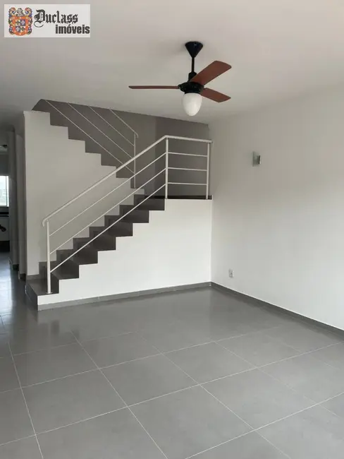 Sobrado com 3 quartos à venda, 108m2 em Jardim Brogotá, Atibaia - SP - imagem 2 Foto 2 de Sobrado com 3 quartos à venda, 108m2 em Jardim Brogotá, Atibaia - SP