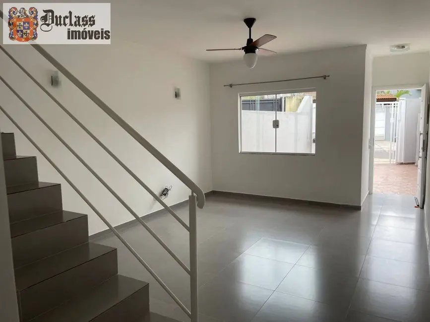 Sobrado com 3 quartos à venda, 108m2 em Jardim Brogotá, Atibaia - SP - imagem 3 Foto 3 de Sobrado com 3 quartos à venda, 108m2 em Jardim Brogotá, Atibaia - SP