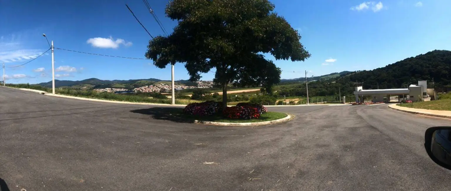 Foto 3 de Terreno / Lote à venda, 713m2 em Bom Jesus Dos Perdoes - SP
