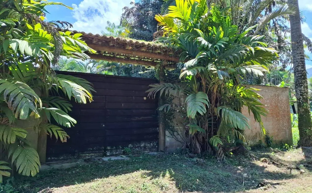 Foto 2 de Terreno / Lote à venda, 500m2 em Ubatuba - SP