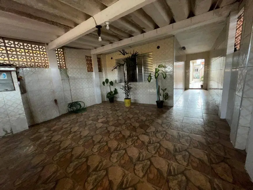 Foto 1 de Casa com 2 quartos à venda, 180m2 em Catiapoa, Sao Vicente - SP