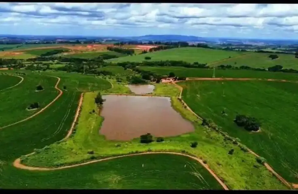 Foto 1 de Fazenda / Haras à venda, 2305534m2 em Tatui - SP