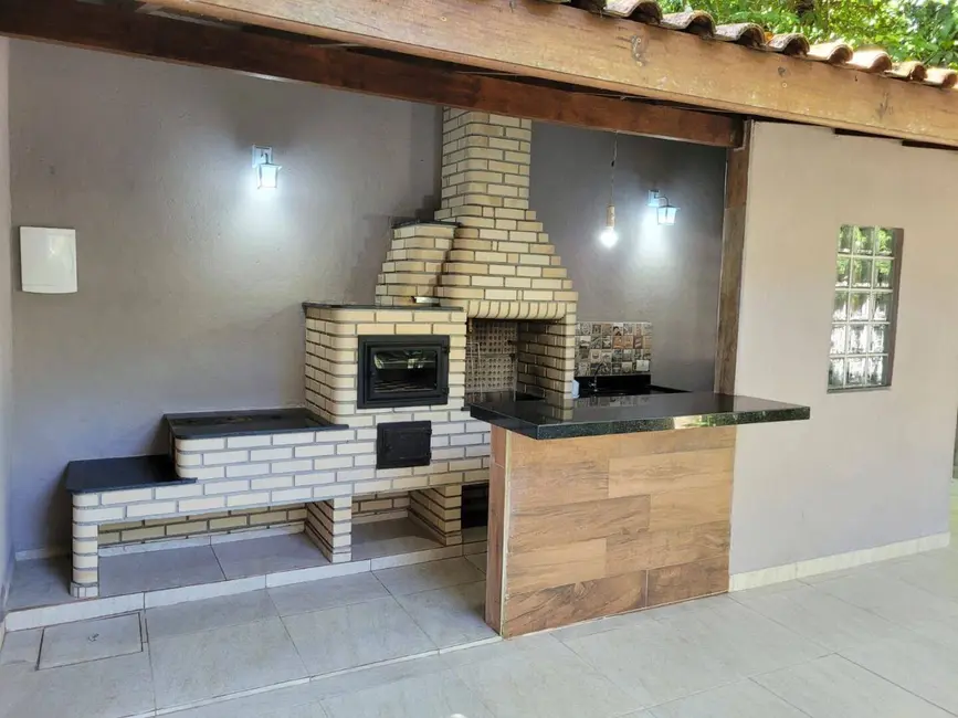 Foto 4 de Sobrado com 3 quartos à venda, 200m2 em Sao Sebastiao - SP