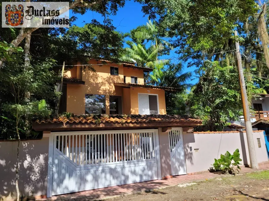 Sobrado com 3 quartos à venda, 200m2 em Sao Sebastiao - SP - imagem 2 Foto 2 de Sobrado com 3 quartos à venda, 200m2 em Sao Sebastiao - SP